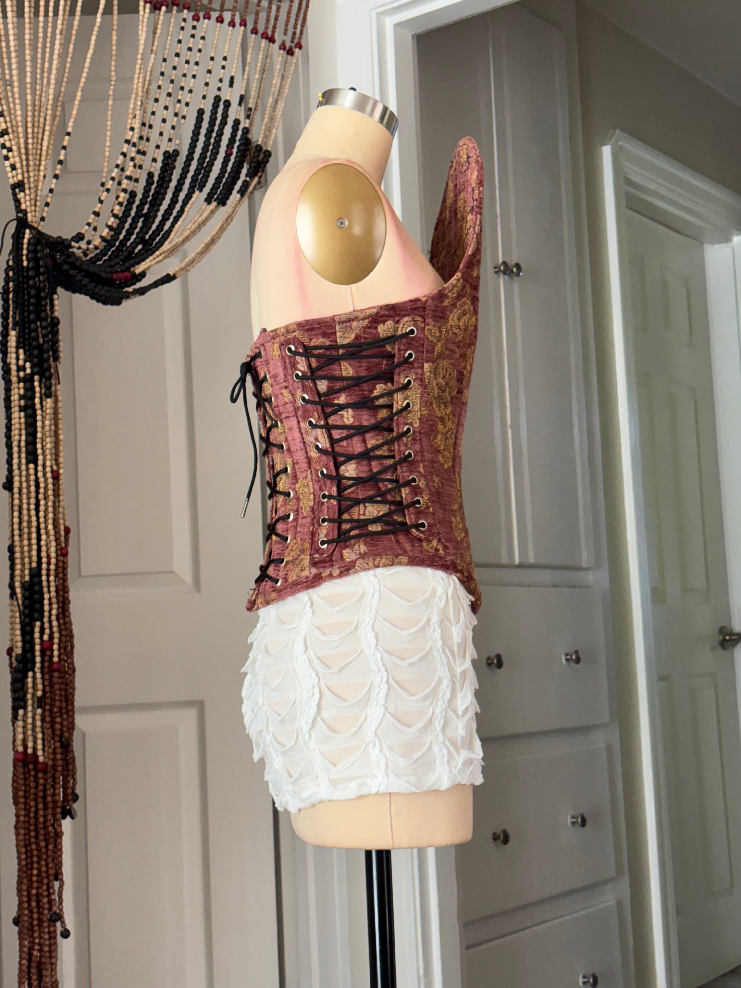 Pink curved corset #1