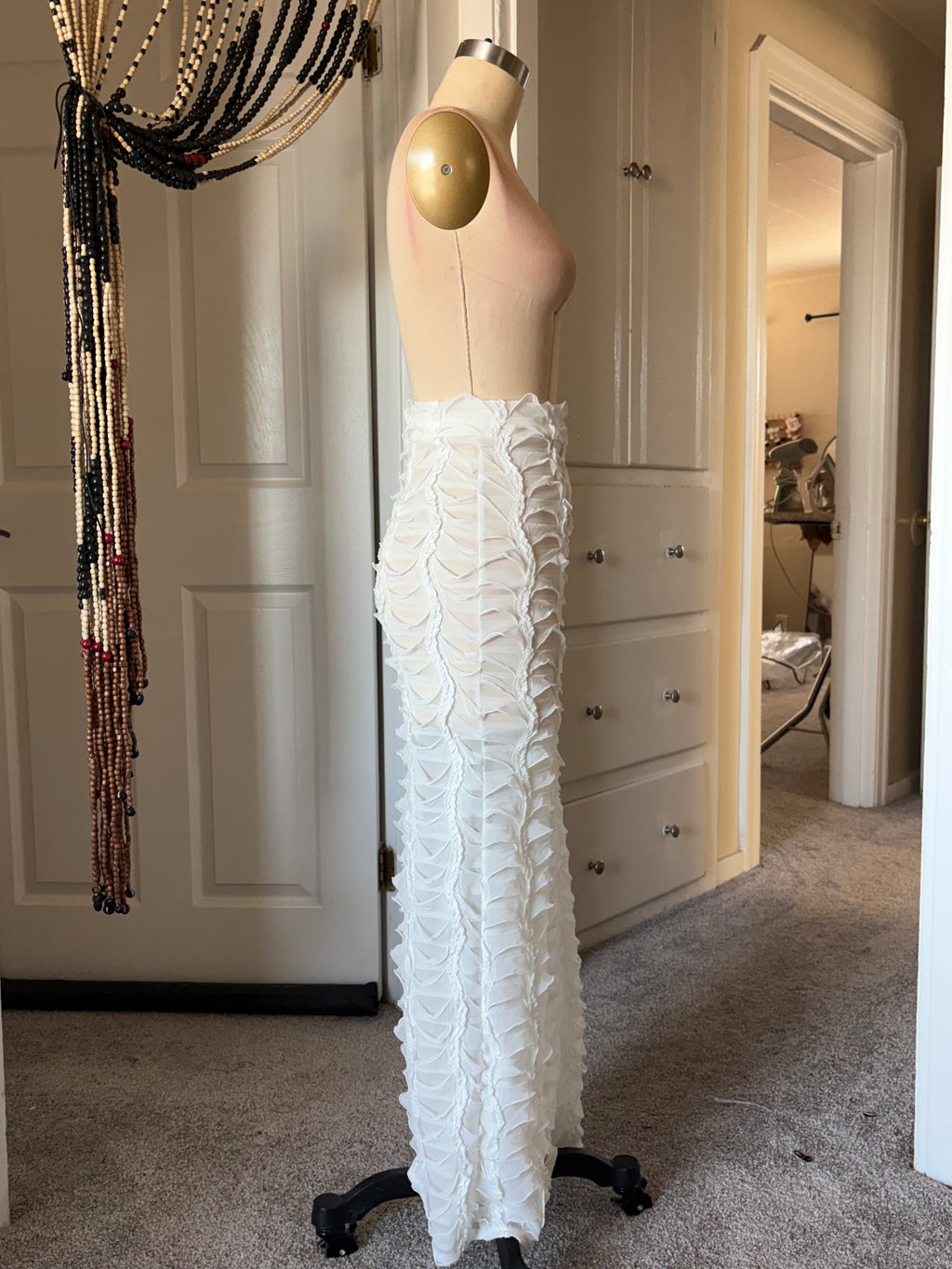 White textured skirt